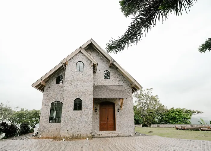 The Old Country Stone House Holiday home Cebu