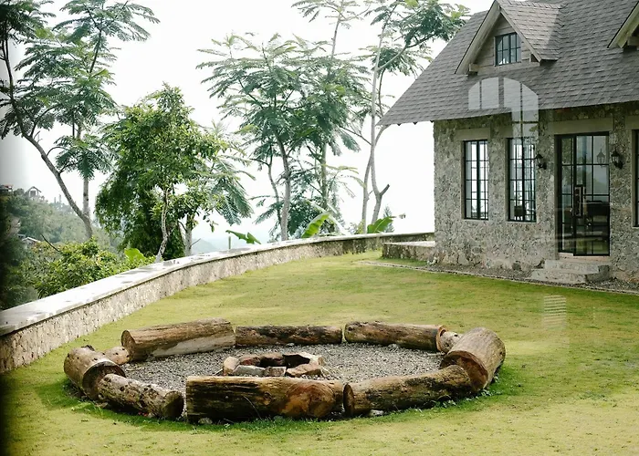 The Old Country Stone House Holiday home Cebu